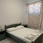 Kapetan Sorokos 2 شقة *